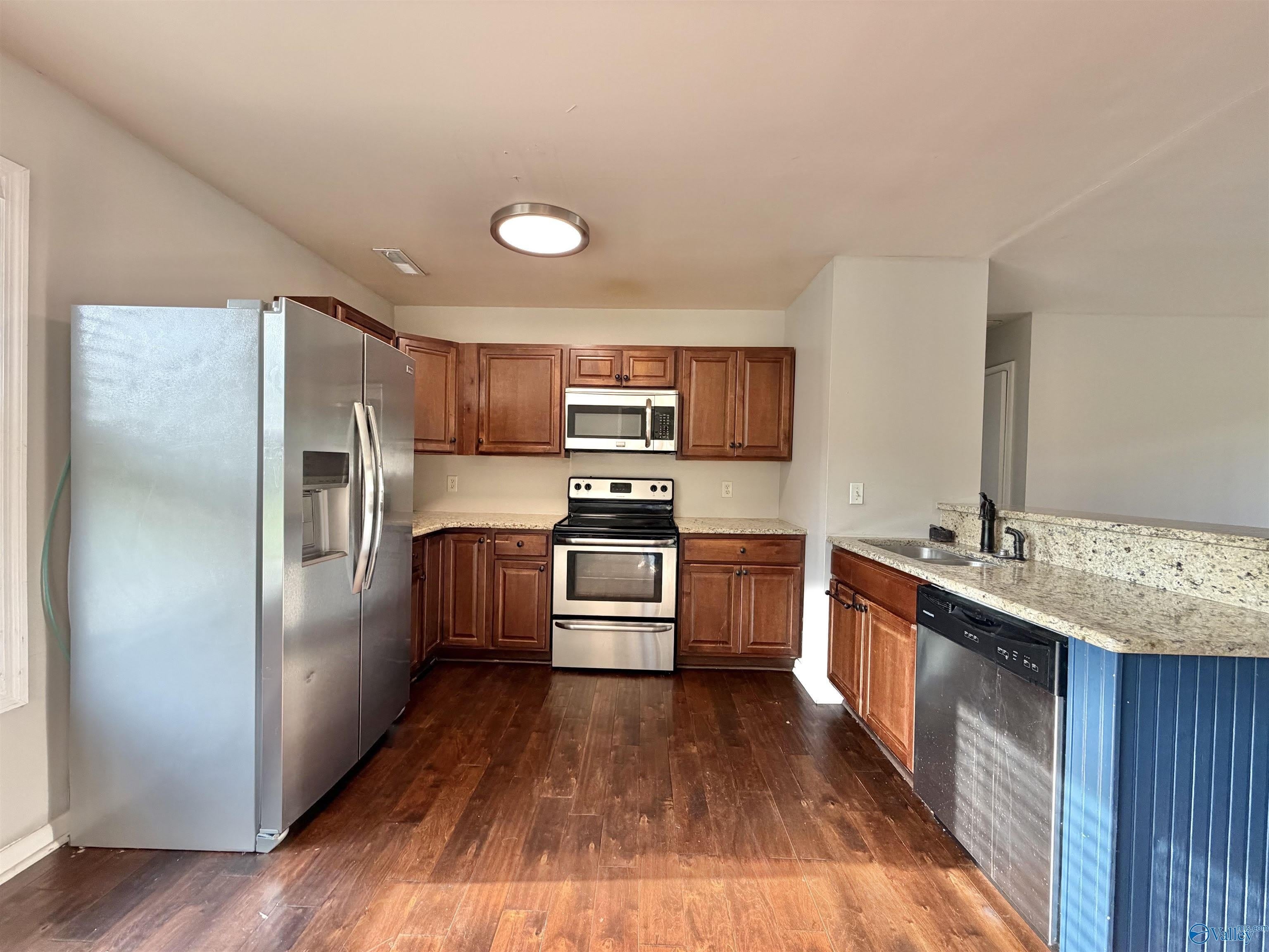2110 Fernbrook Drive – photo 2