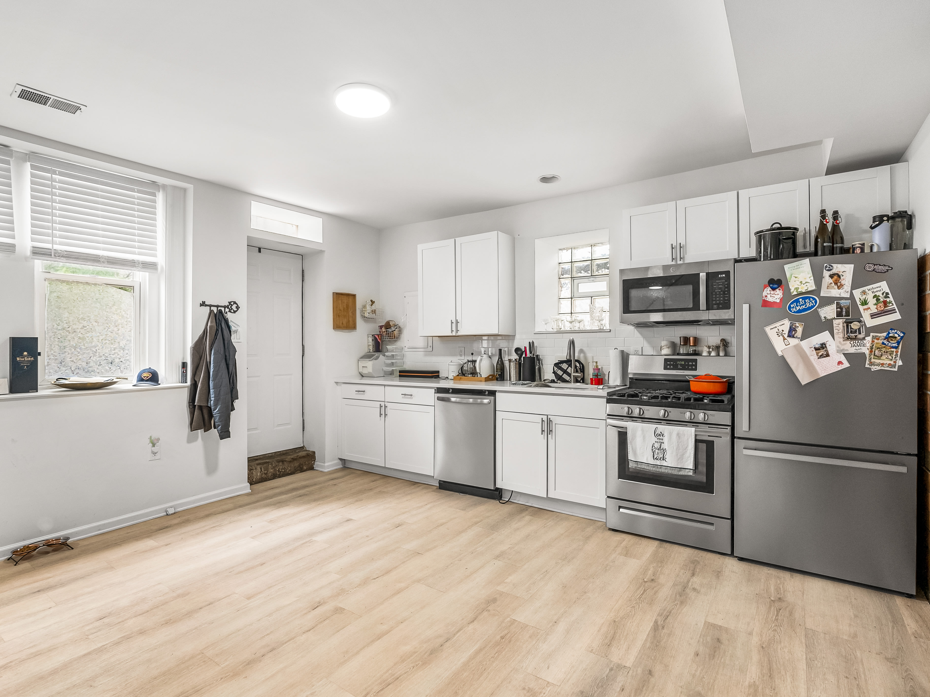 3401 Butler St – photo 5