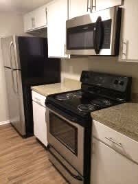 Dillon Apartments – photo 4