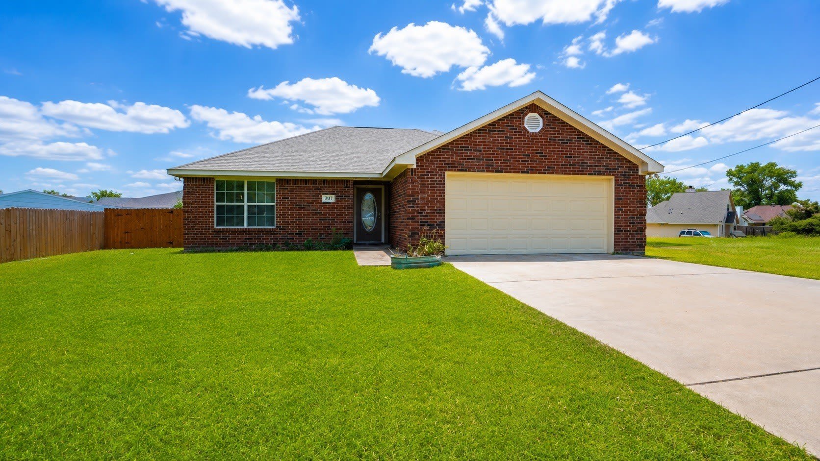 307 Coral Reef Street – photo 3
