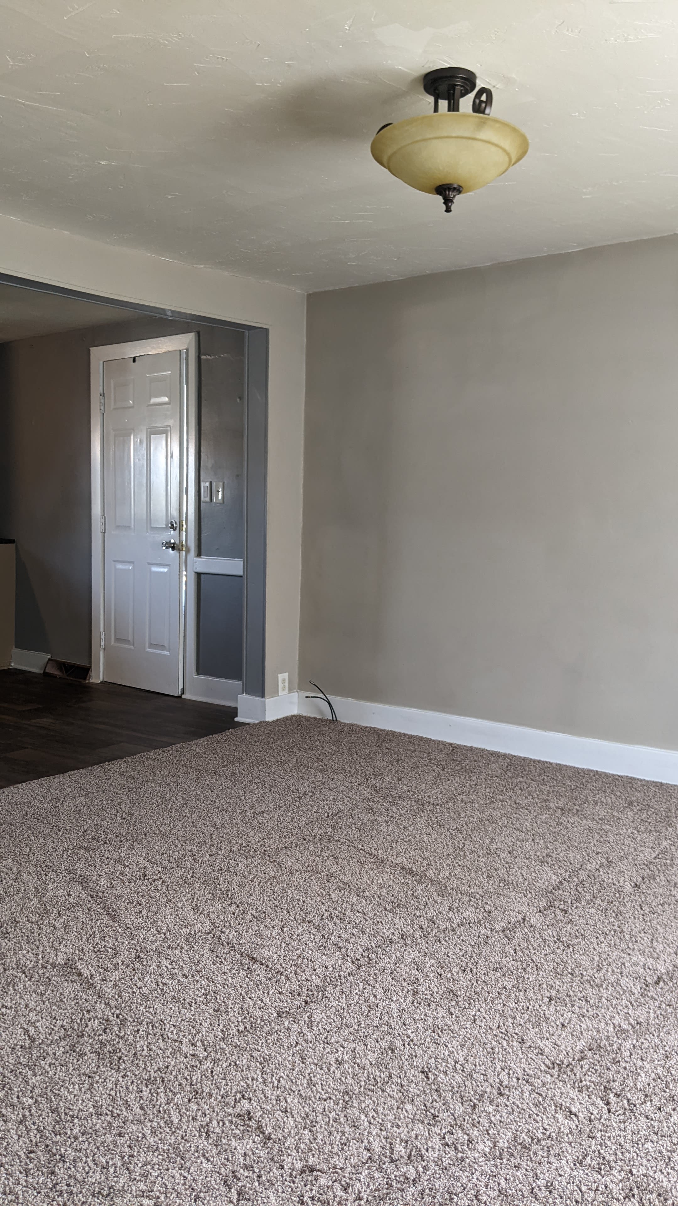 240 E Fulton St – photo 3