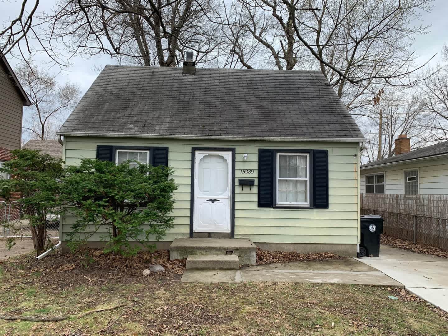 Beautiful 2 Bedroom 1 Bathroom In Redford Township! – photo 1