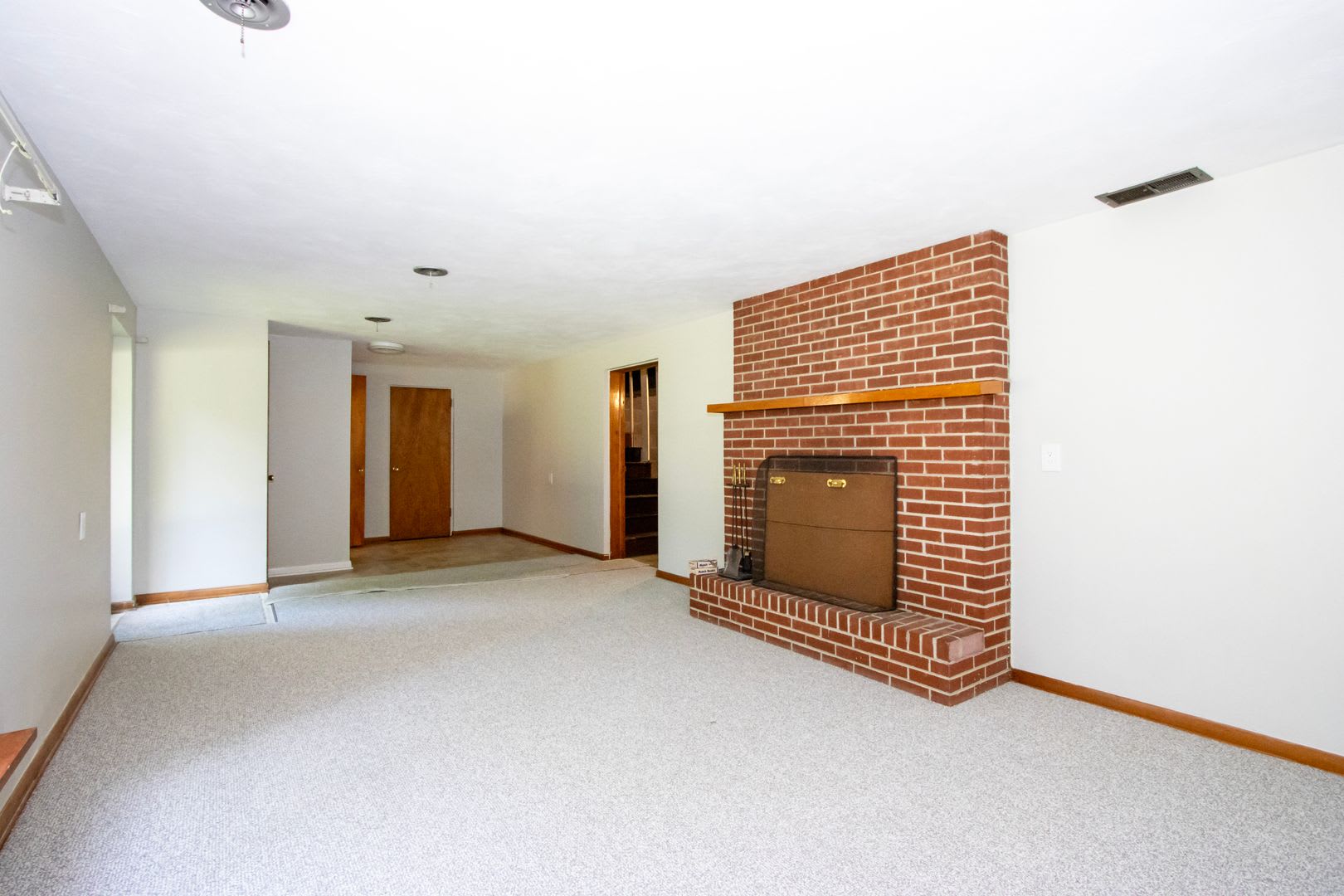 Four Bedroom Single Family Home – photo 4