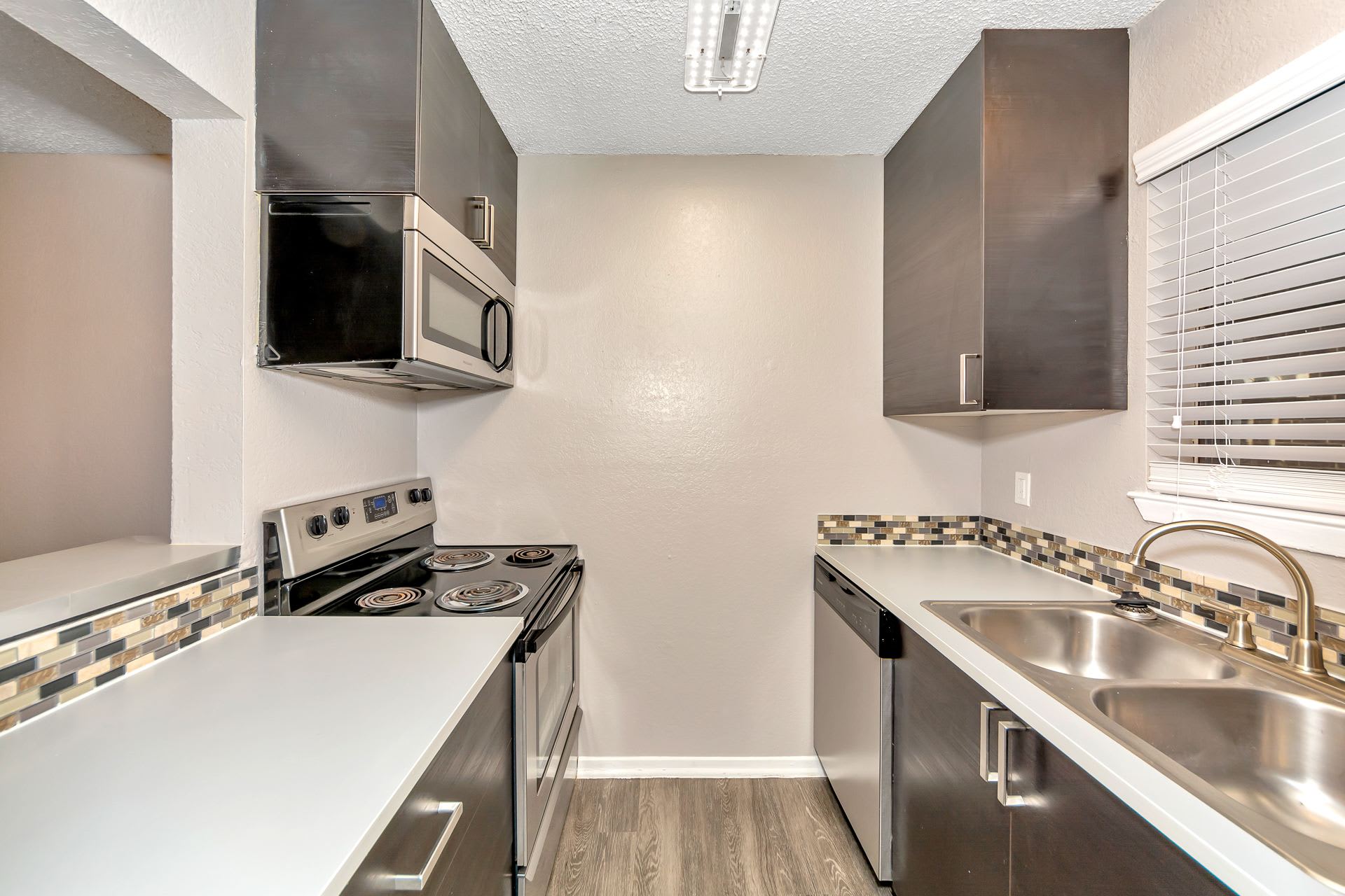 Hulen Park Place Townhomes – photo 2