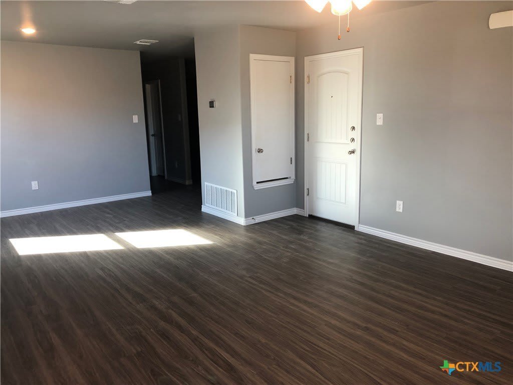 1818 Castroville Trail – photo 2