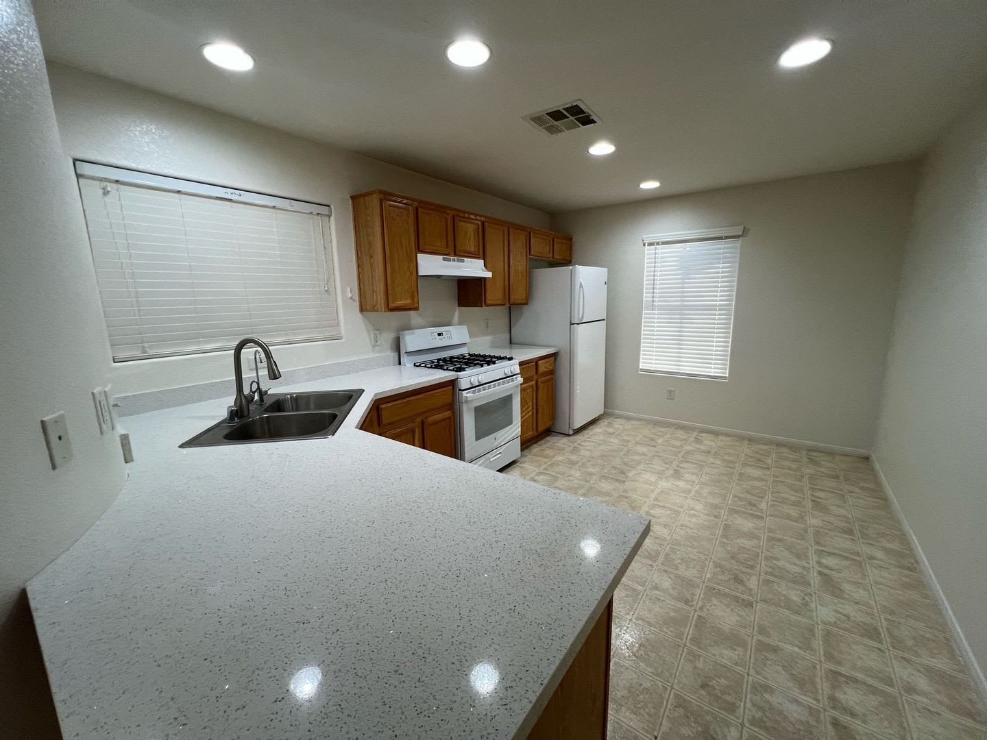 8034 Indian Blanket St. – photo 5