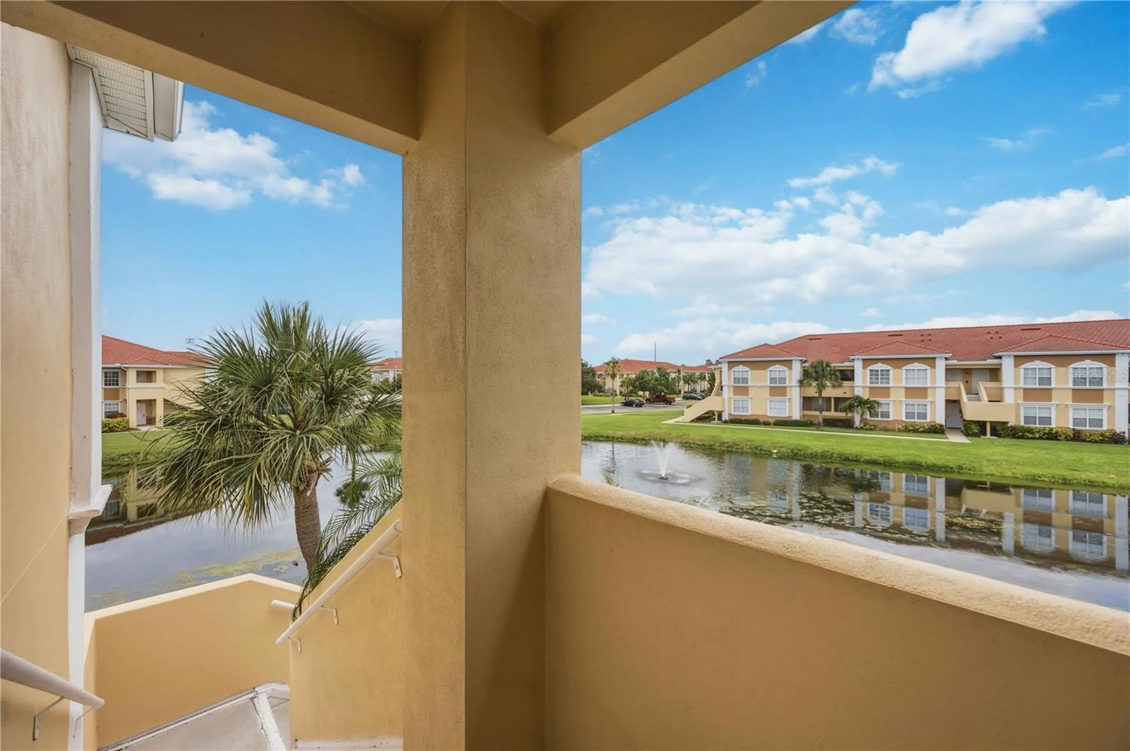 1025 VILLAGIO Circle – photo 3