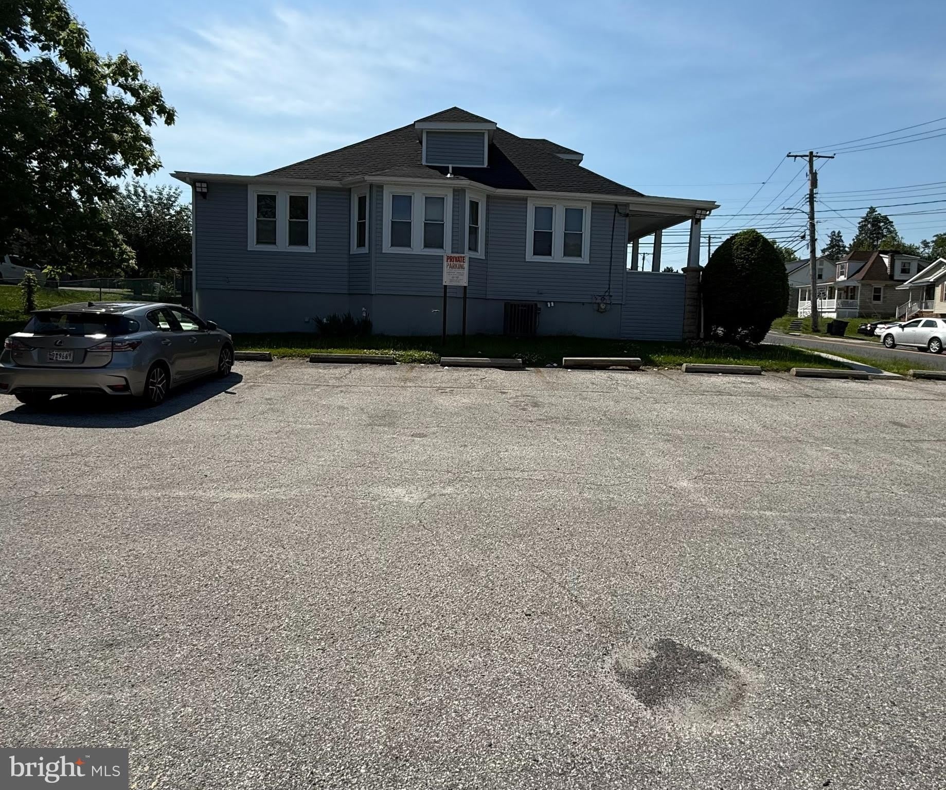 1224 CHESACO Avenue – photo 1