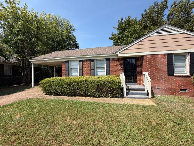 3753 Wickcliff Ln – photo 2