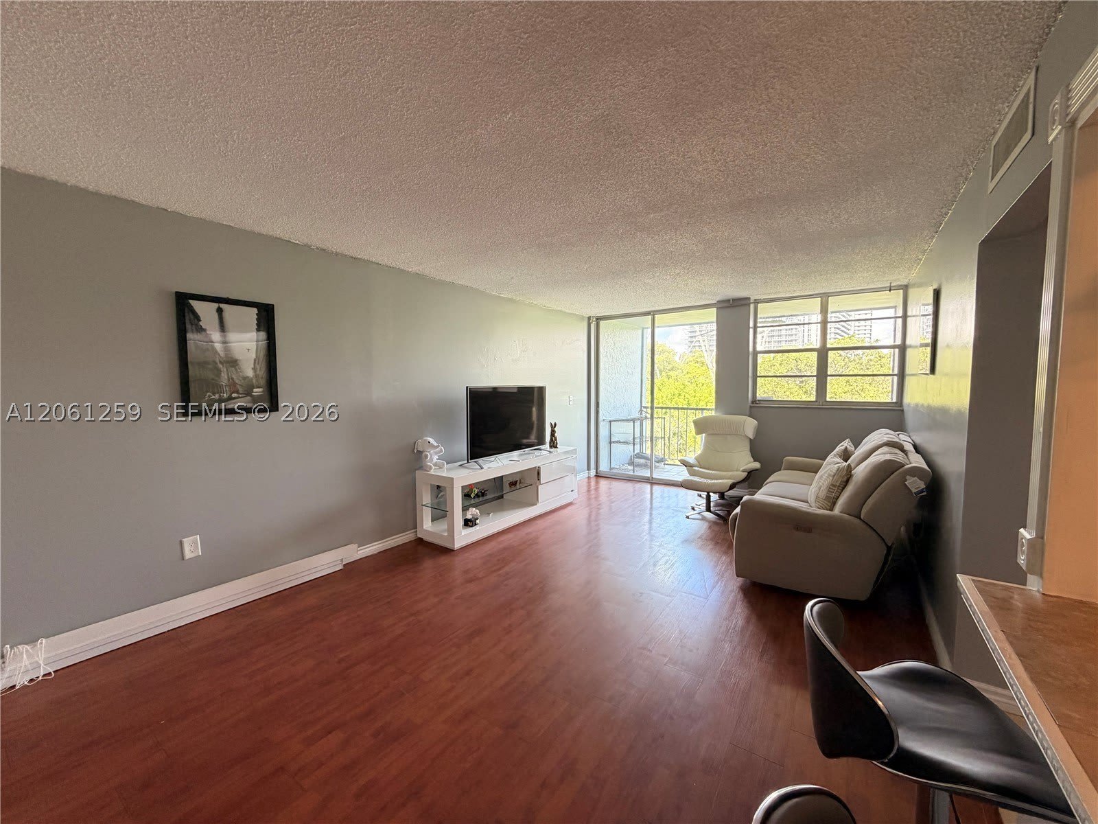 16518 NE 26th Ave – photo 3