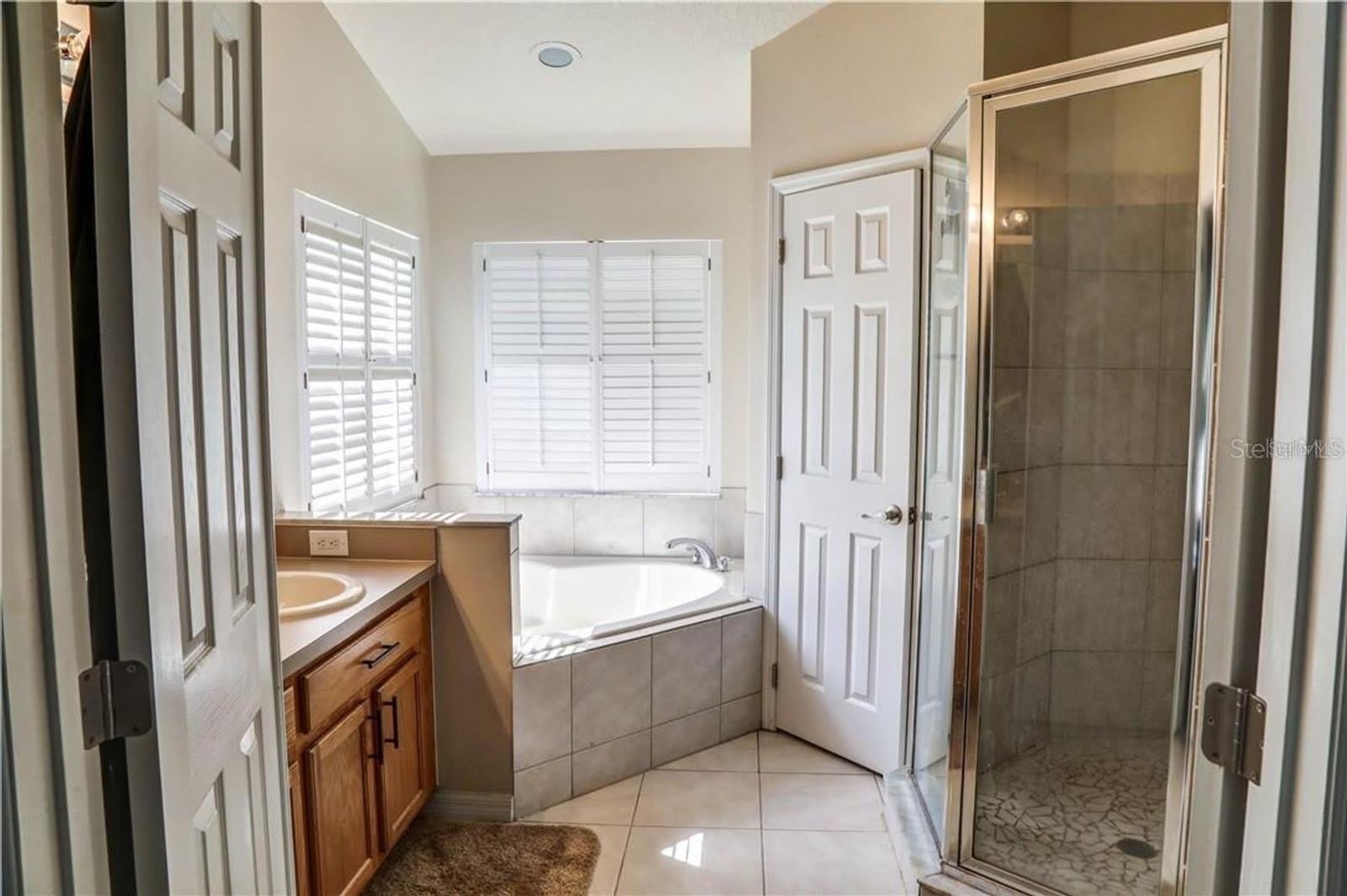 1521 ECHO LAKE Court – photo 2
