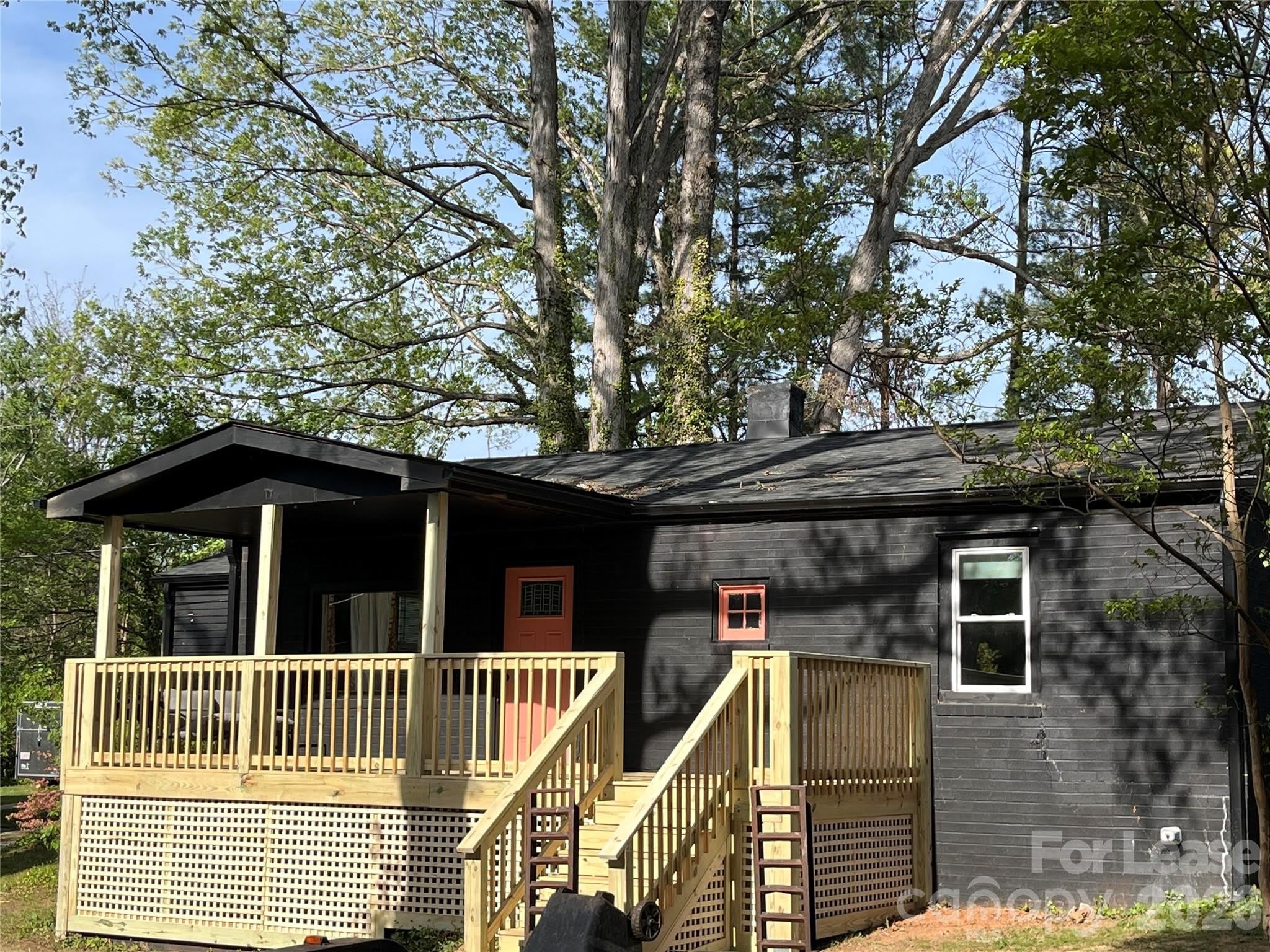 17 Springdale Avenue – photo 1