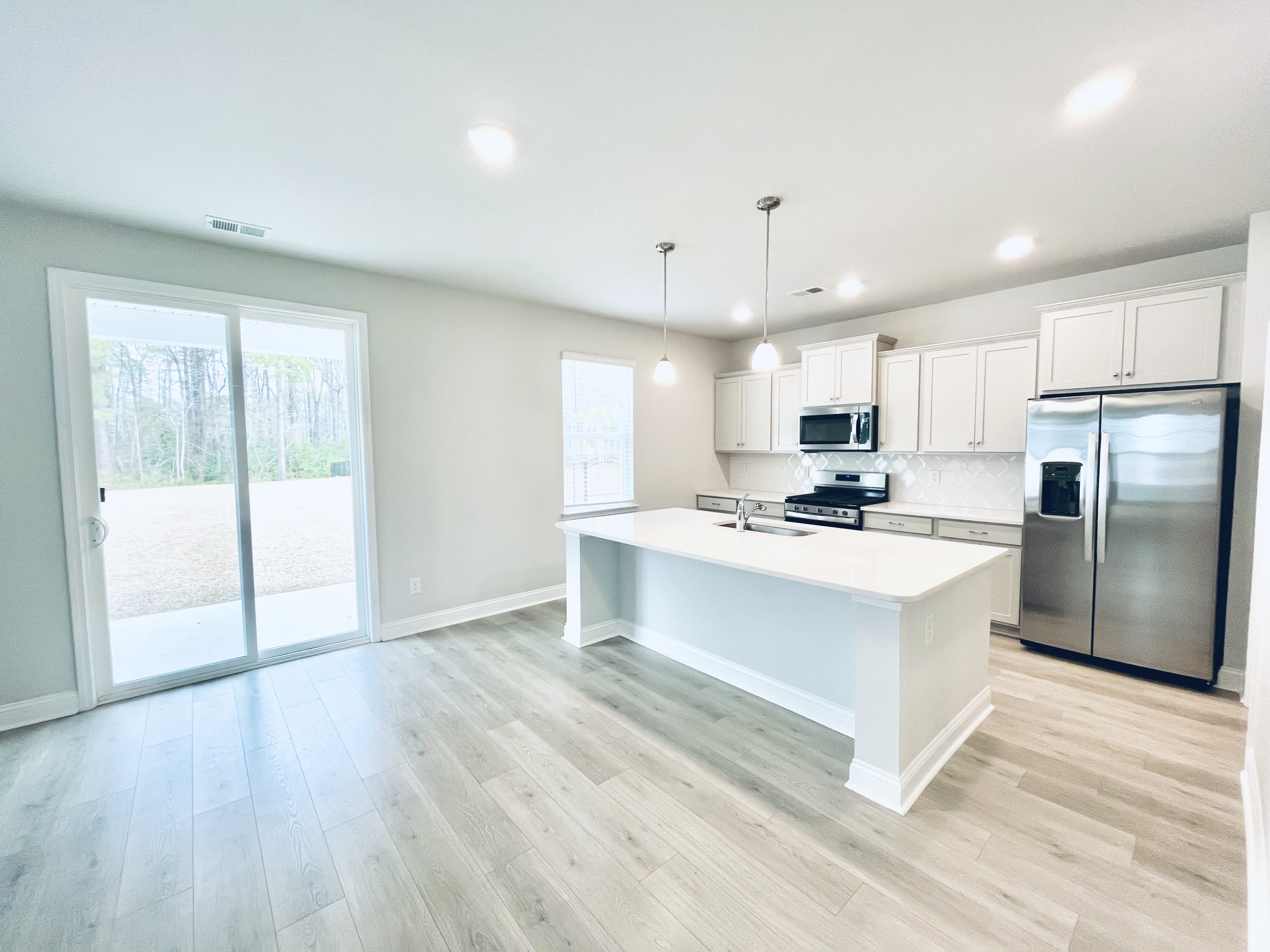 4029 Dewberry Ln – photo 5