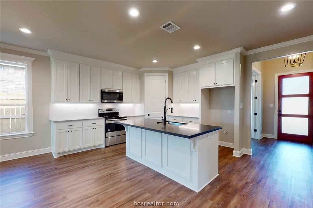 3908 Eskew Drive – photo 5