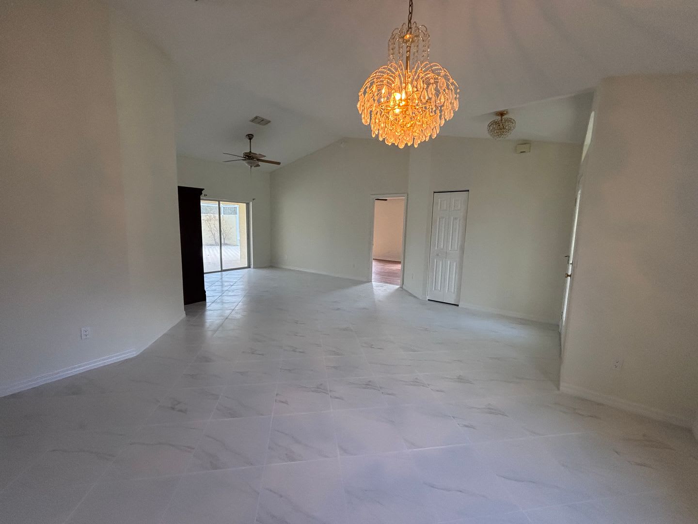 5/3 Newly renovated on 3+ acres. – photo 5