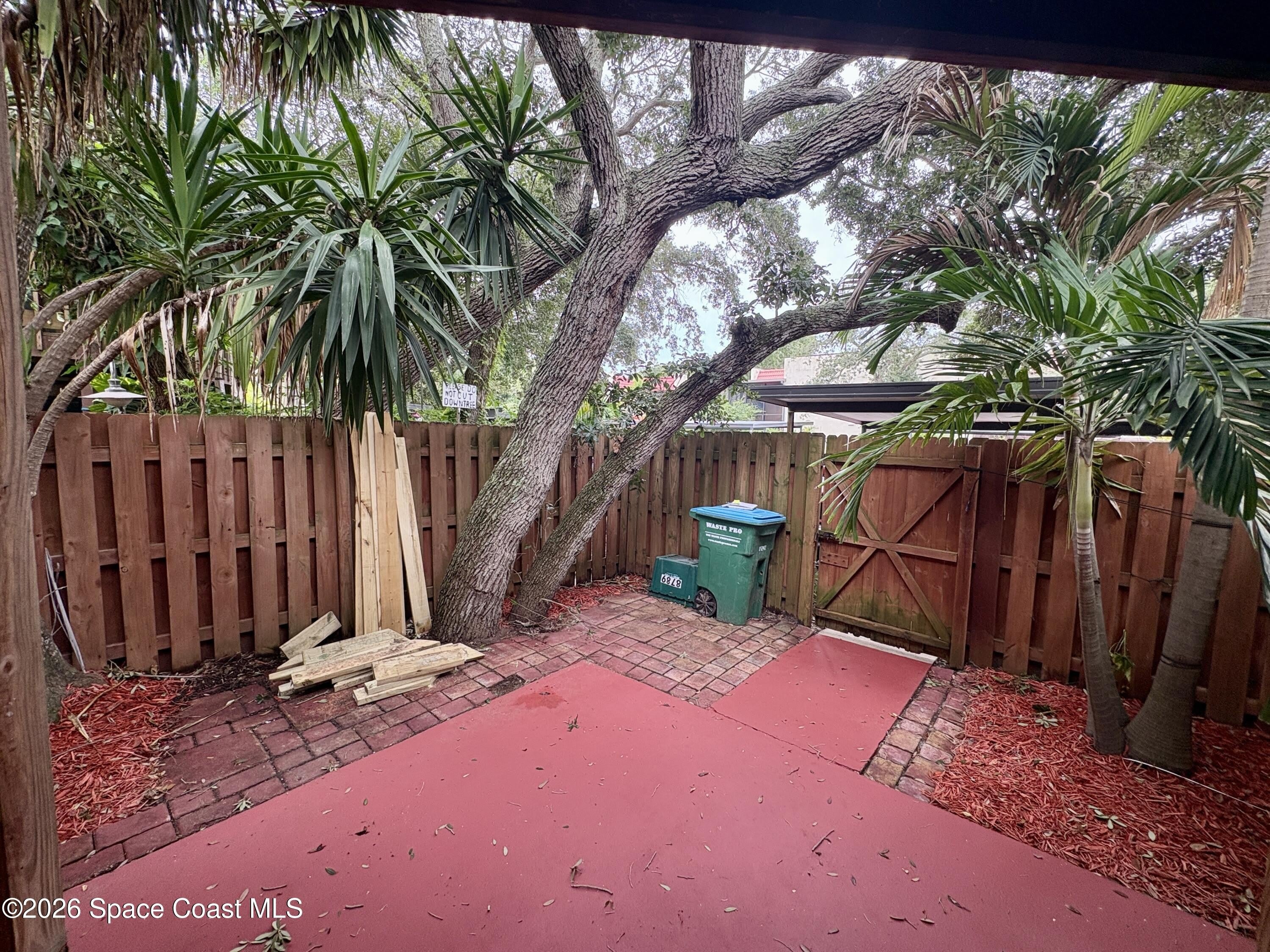 8789 Live Oak Court – photo 3