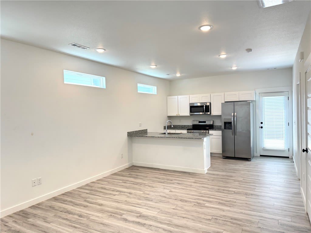 821 Massachusetts Avenue – photo 3