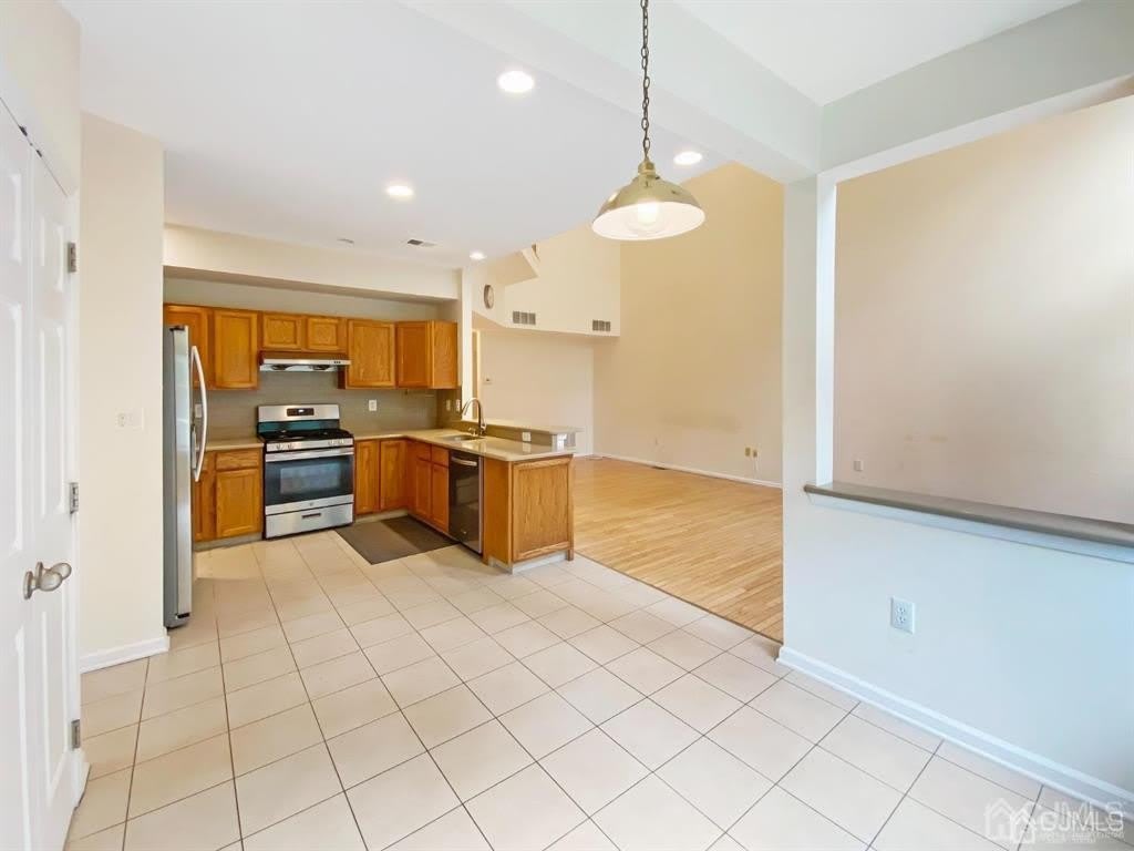48 Berkshire Way – photo 5