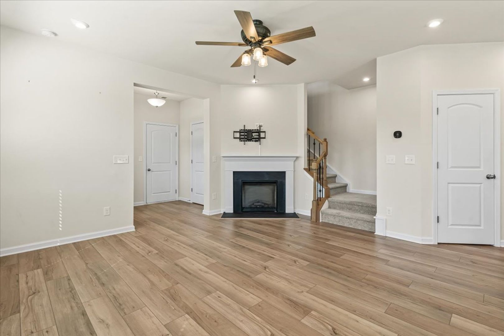 4529 Iron Oak Ln #1 – photo 2