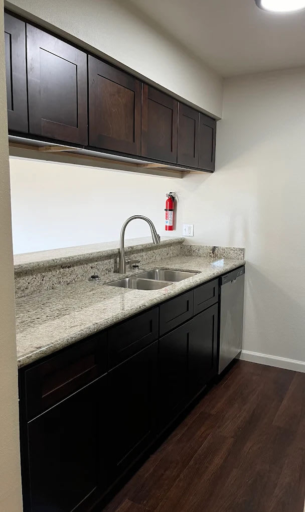 Parkwood Apartments – photo 5