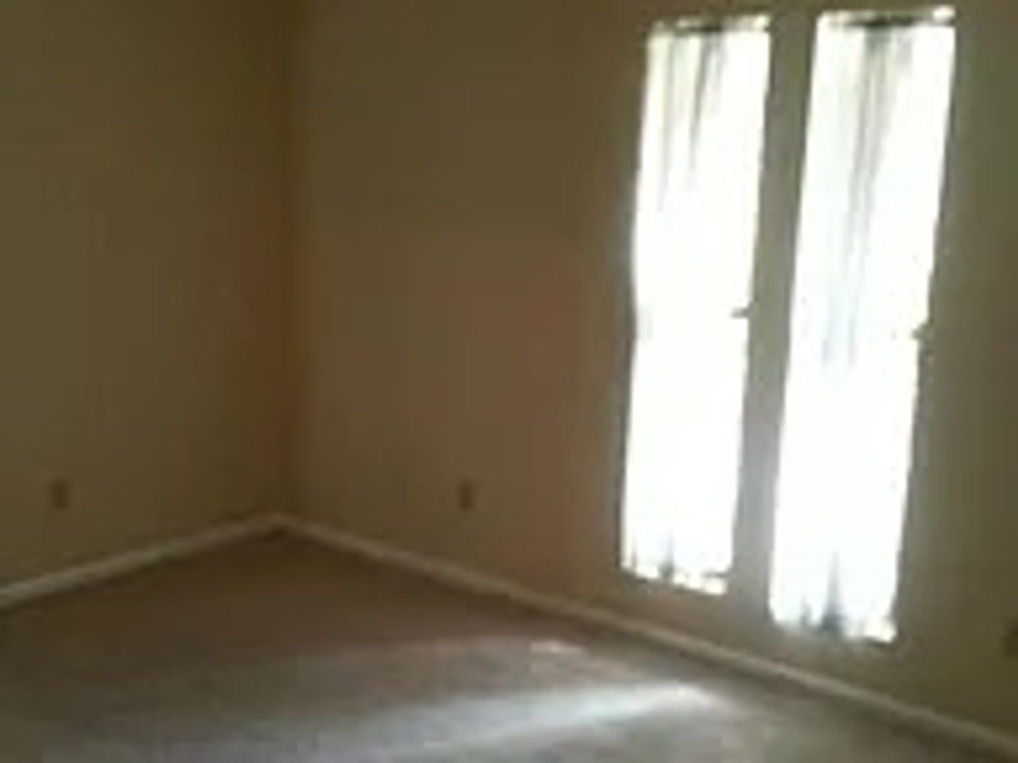 Nice townhome in great location – photo 2