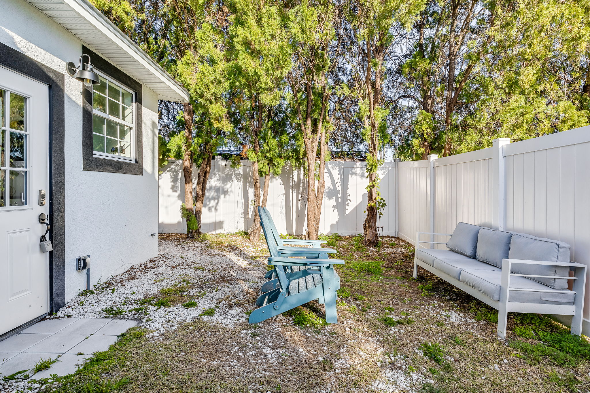 4226 5Th Ave N – photo 3