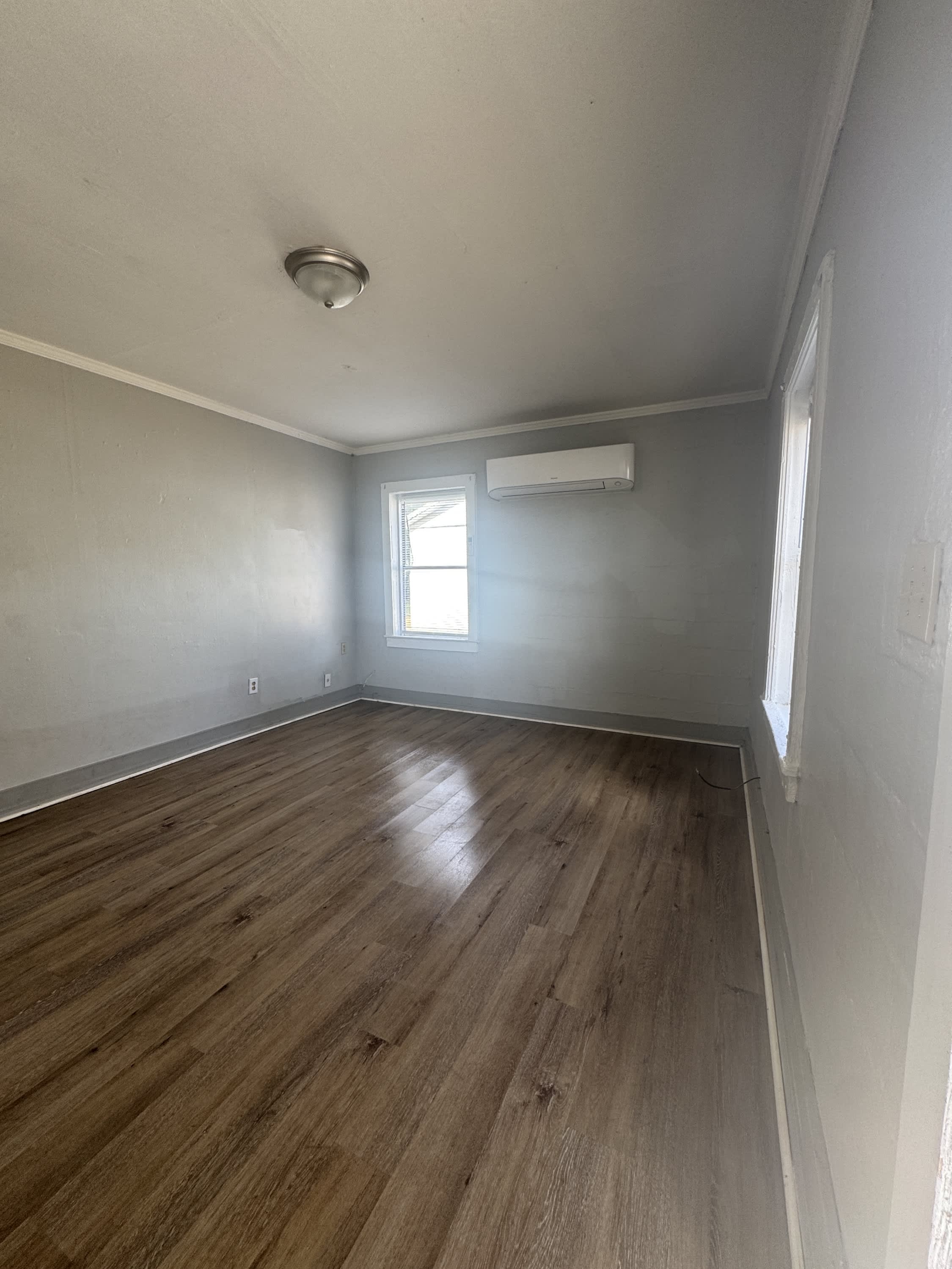 1004 Duke Street – photo 4