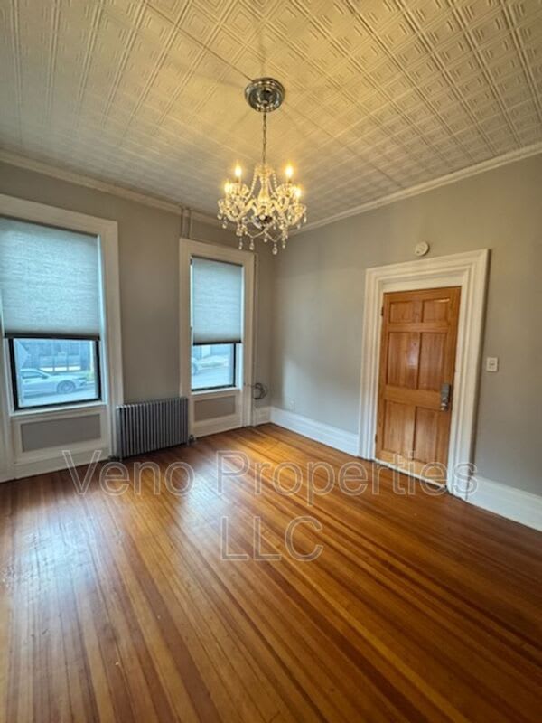 293 Hudson Avenue – photo 5