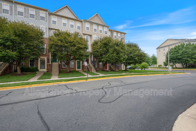 15555 John Diskin Circle – photo 2