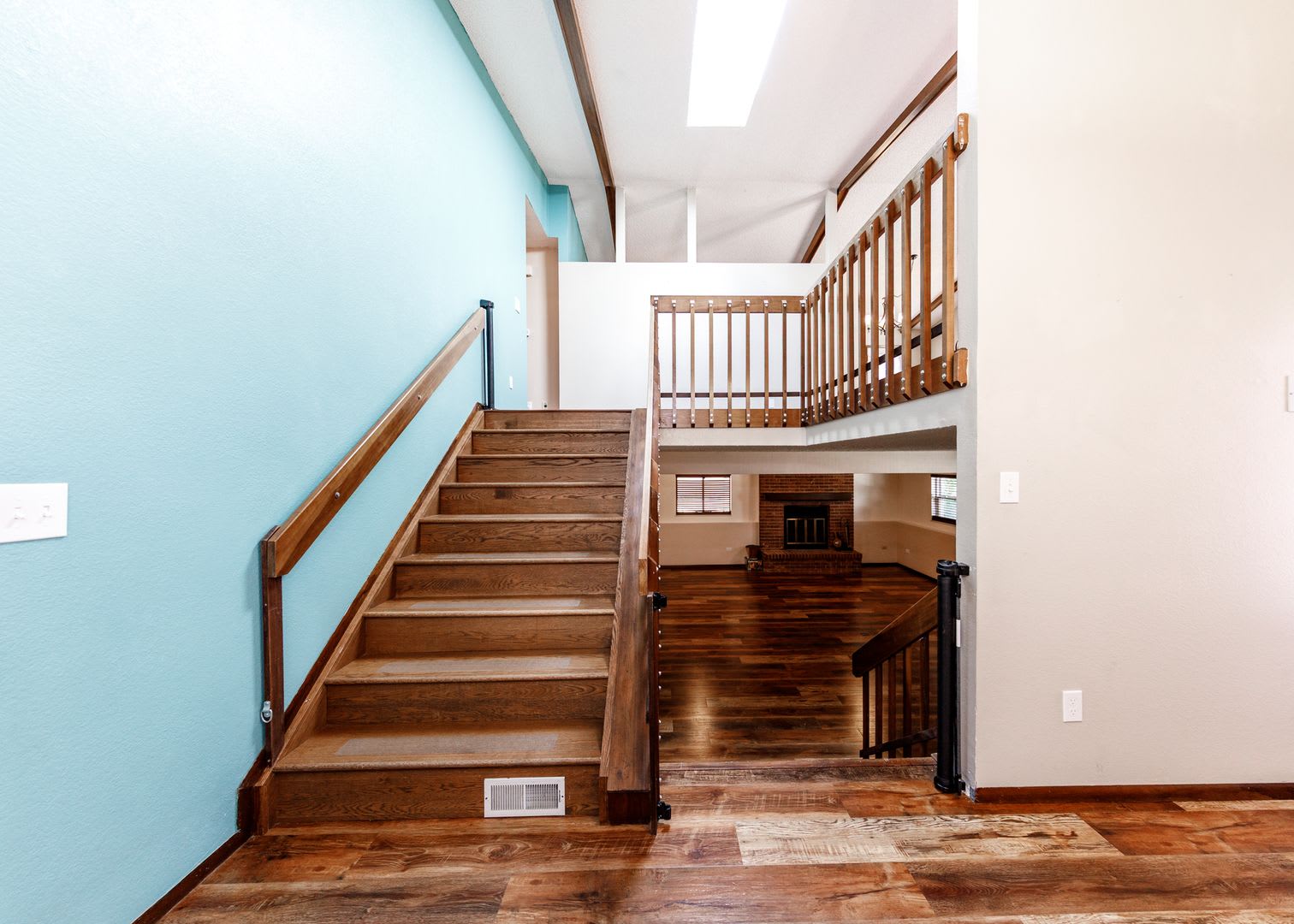 Charming Home in School District 20! – photo 5