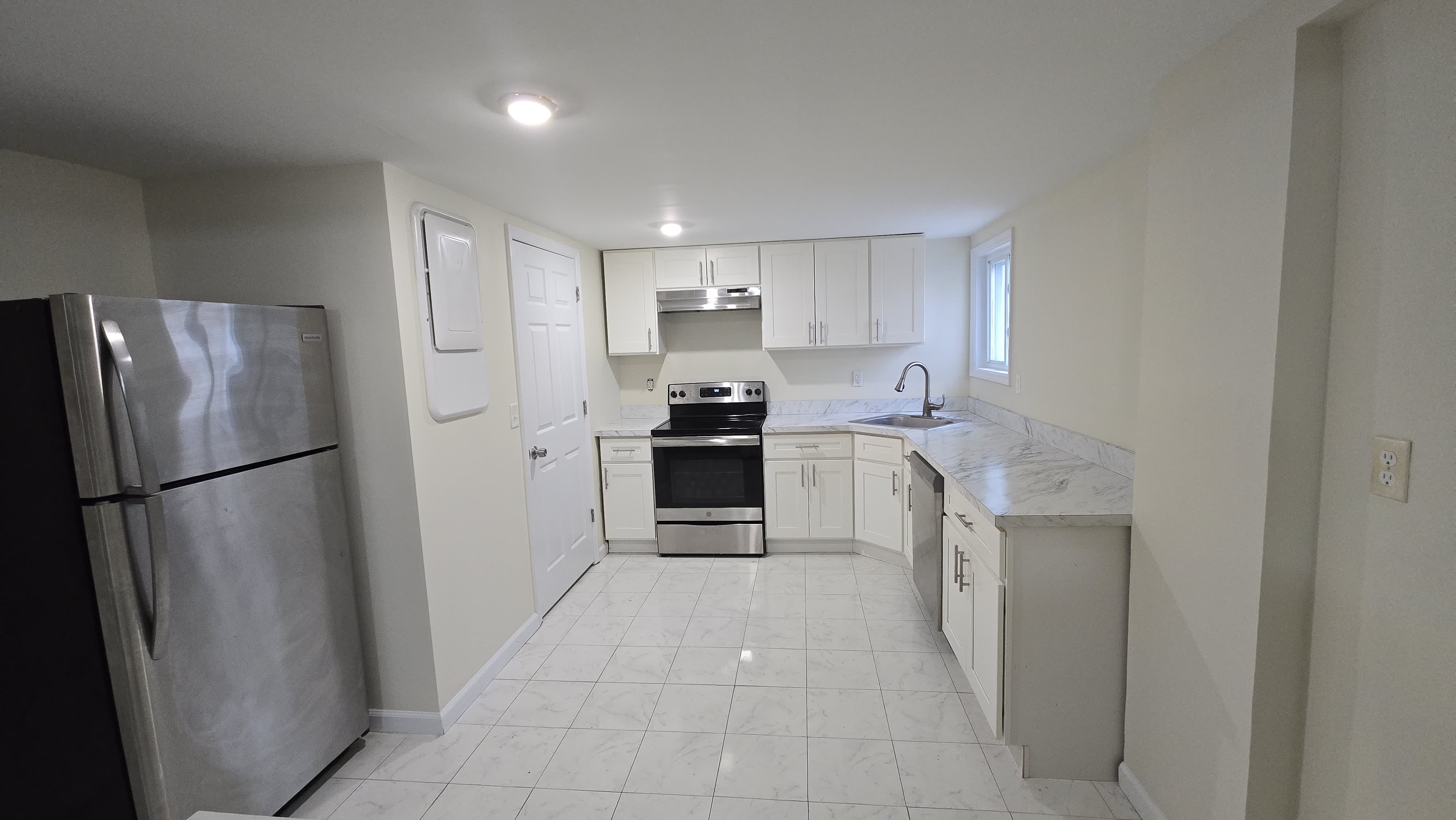 11 Center Street Apt 1 – photo 3