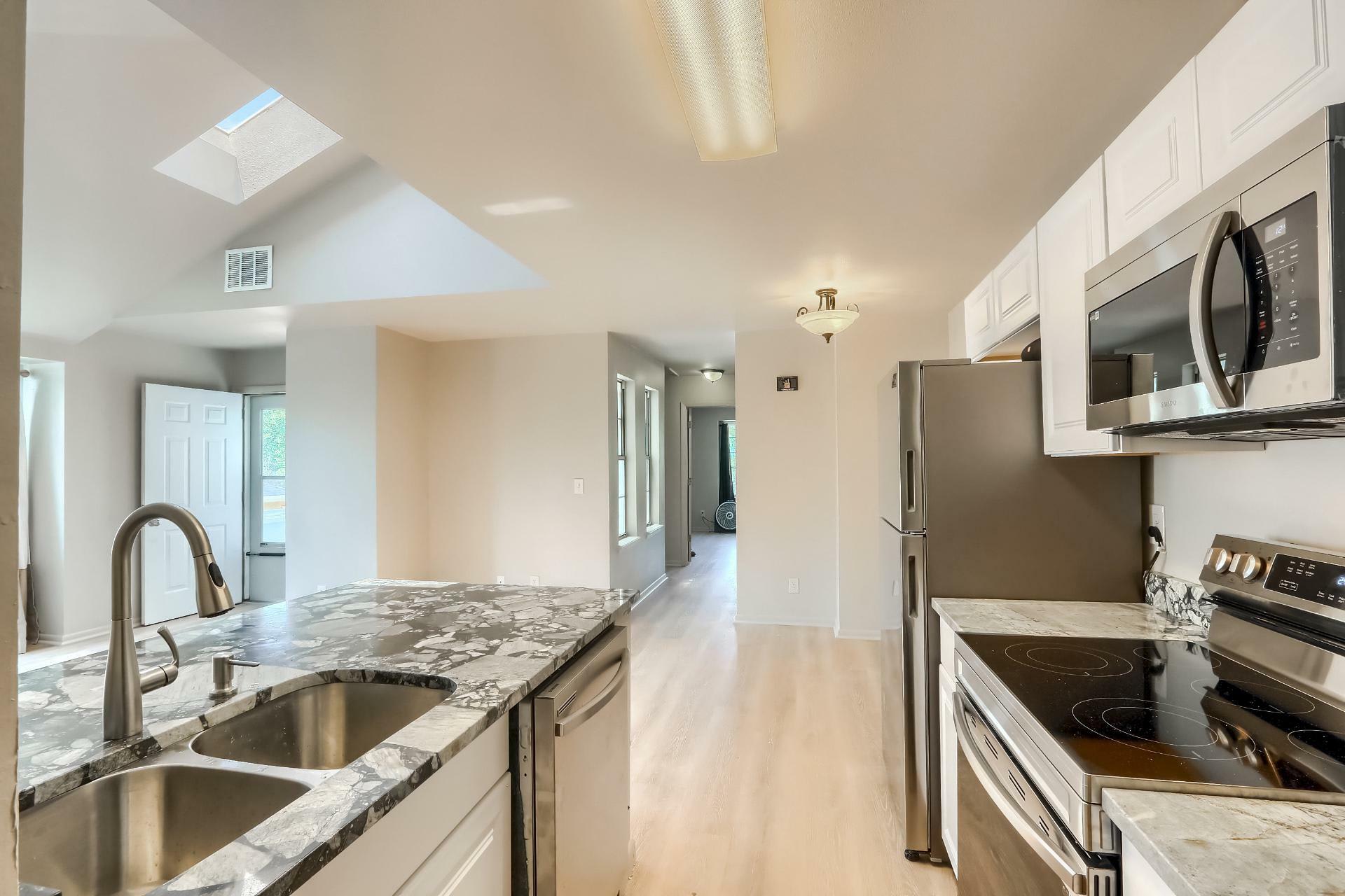 871 South Uravan Court – photo 4