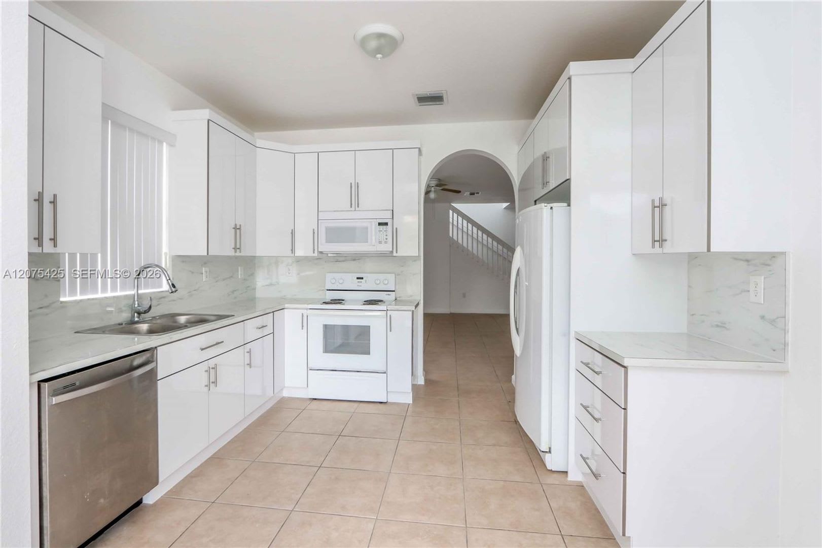 3955 NE 11th Drive 3955, Homestead, FL 33033 – photo 3