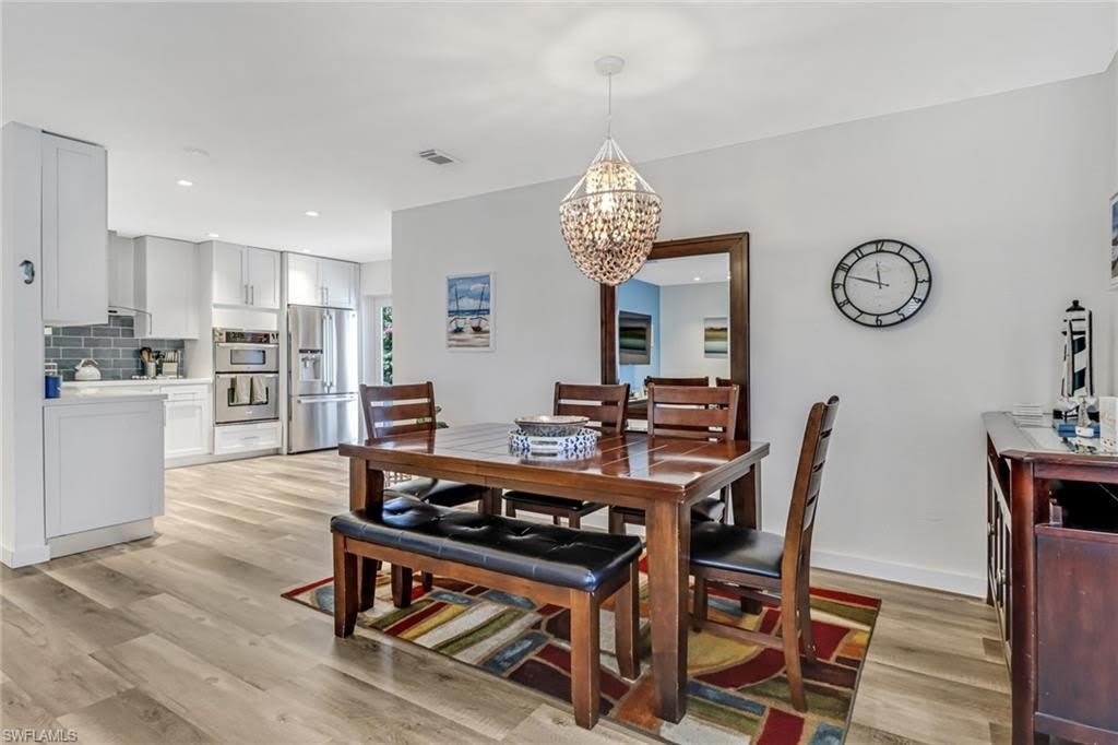 724 100th Ave N – photo 4