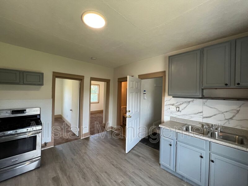 3611 E 116th Street – photo 1