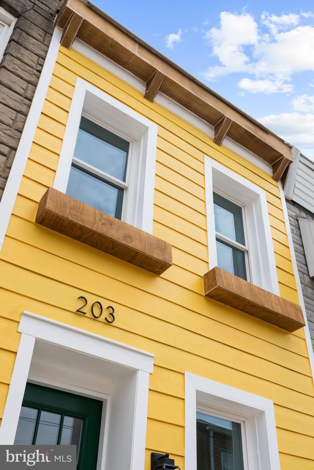 203 S MADEIRA Street – photo 4