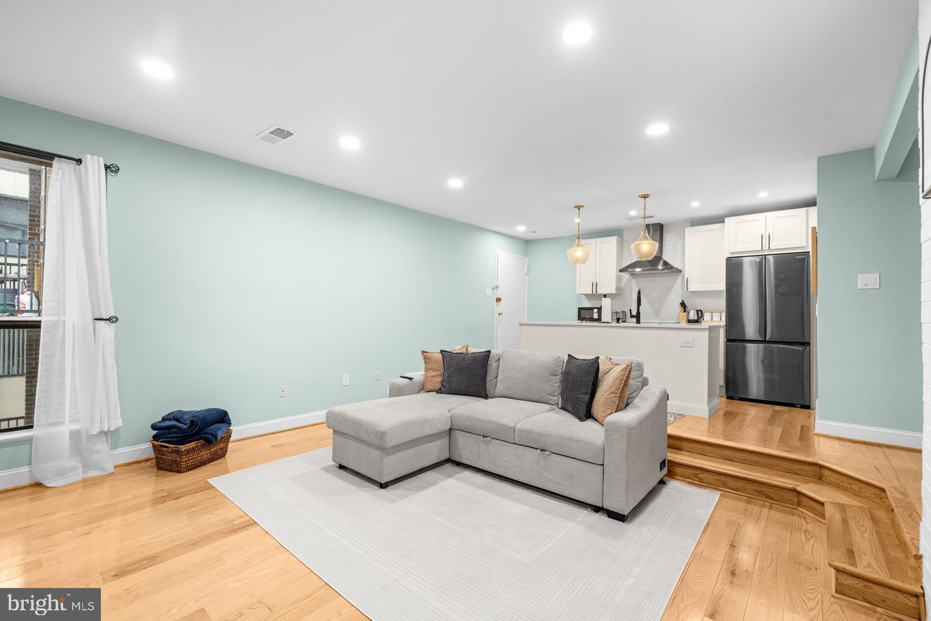 9820 Georgia Avenue – photo 3