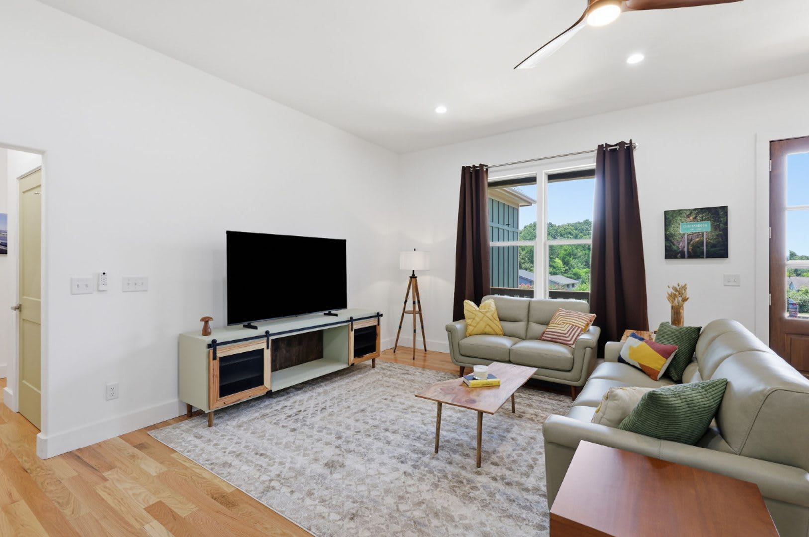 Fully Furnished 3-Bedroom Chattanooga Home — Ideal for Traveling Nurses & Professionals – photo 5