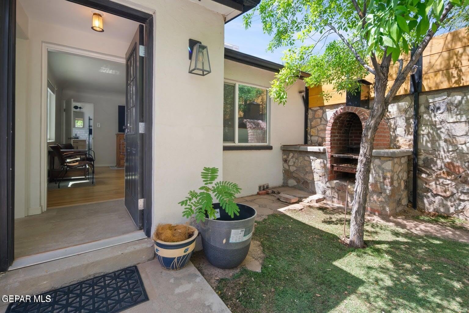 2532 Altura Avenue – photo 3