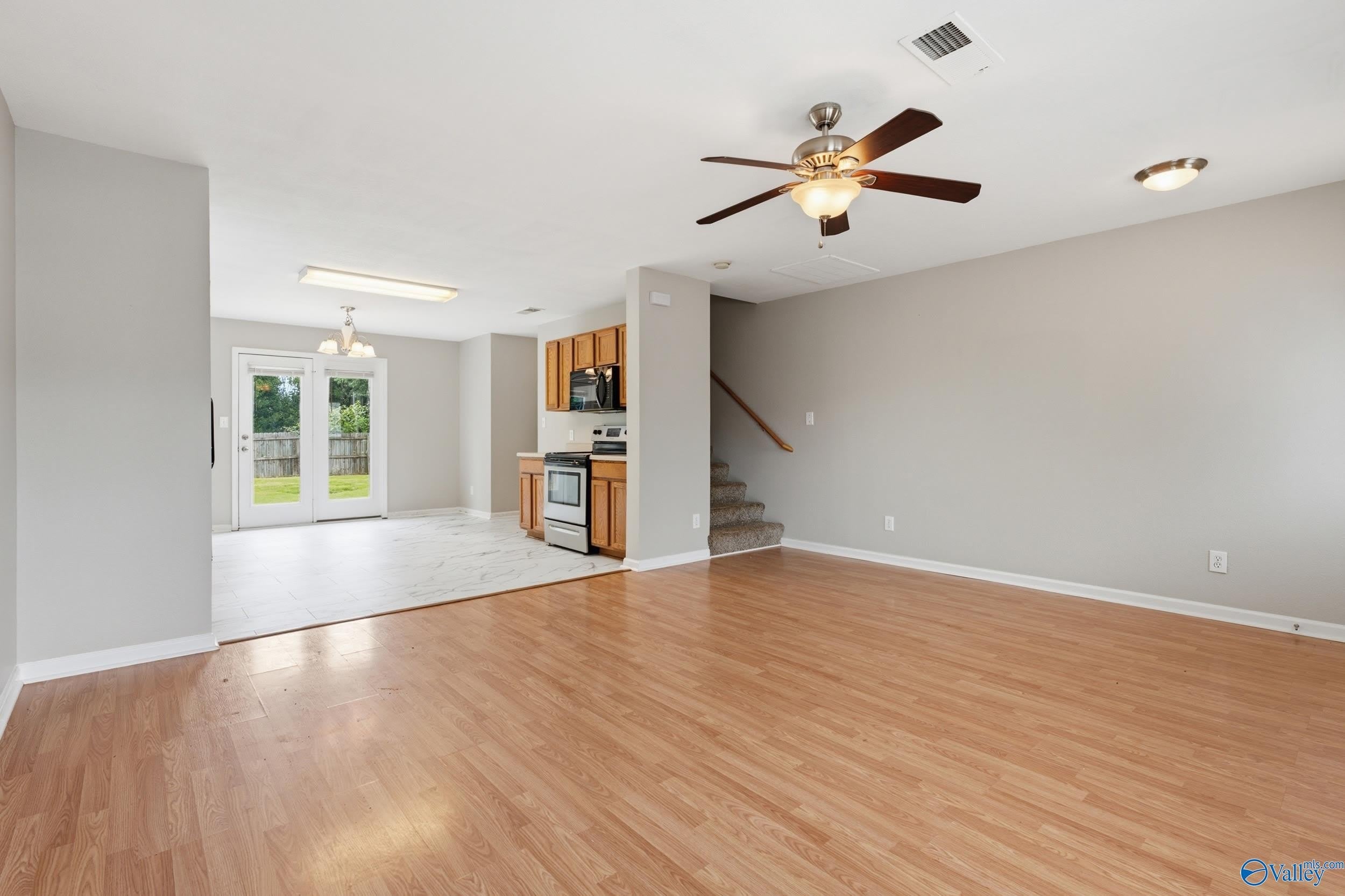 3262 Lakeland Drive – photo 4