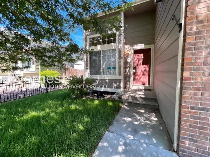 4512 Gunbarrel Drive – photo 3