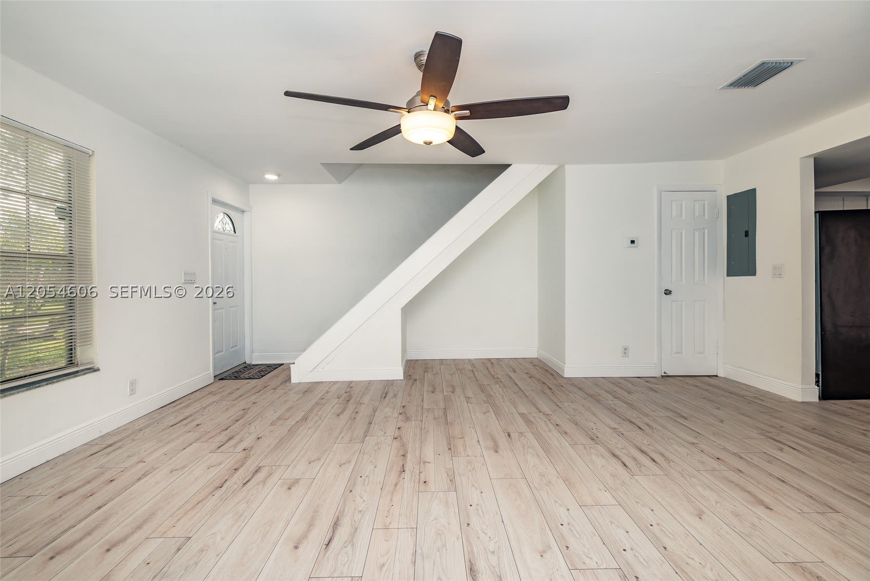 7920 Kimberly Blvd – photo 4