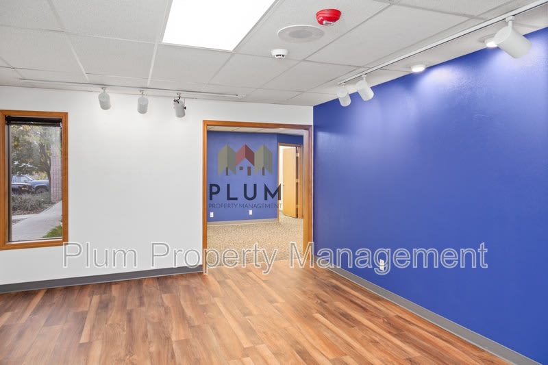 690 South West Higgins – photo 1