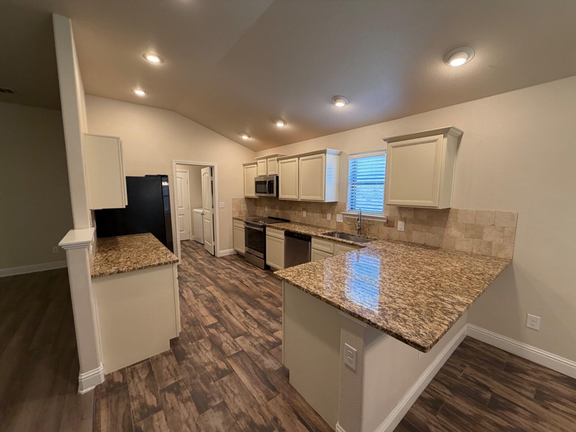 7114 36th Street – photo 5