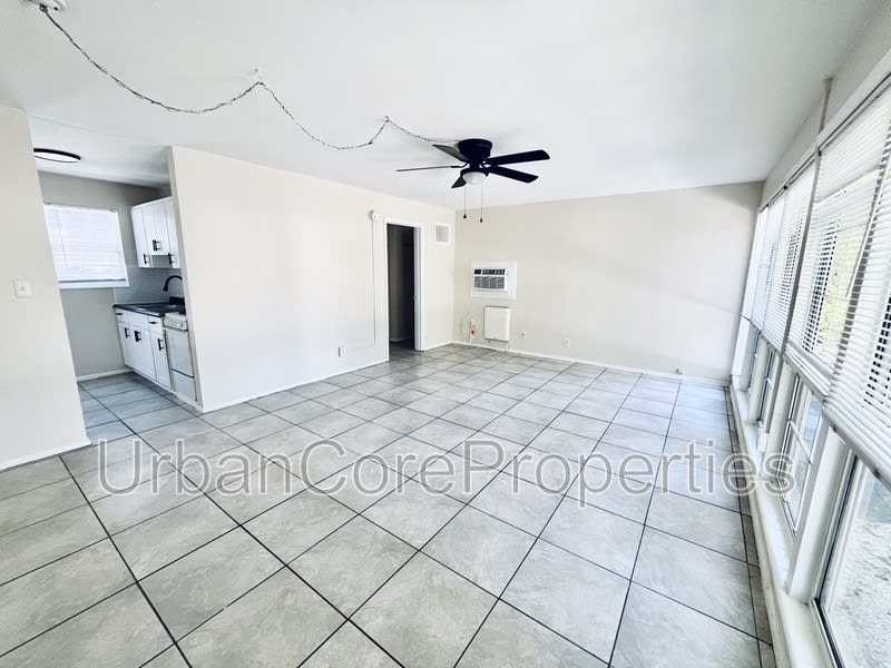 311 24th Ave N – photo 5