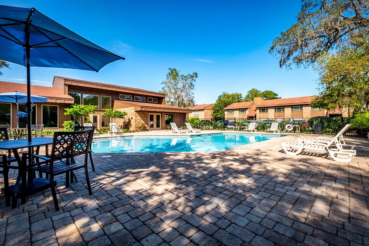 Woodlake Park Apartments – photo 3