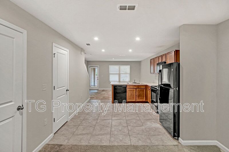 5958 Creekside Crossing Dr – photo 4