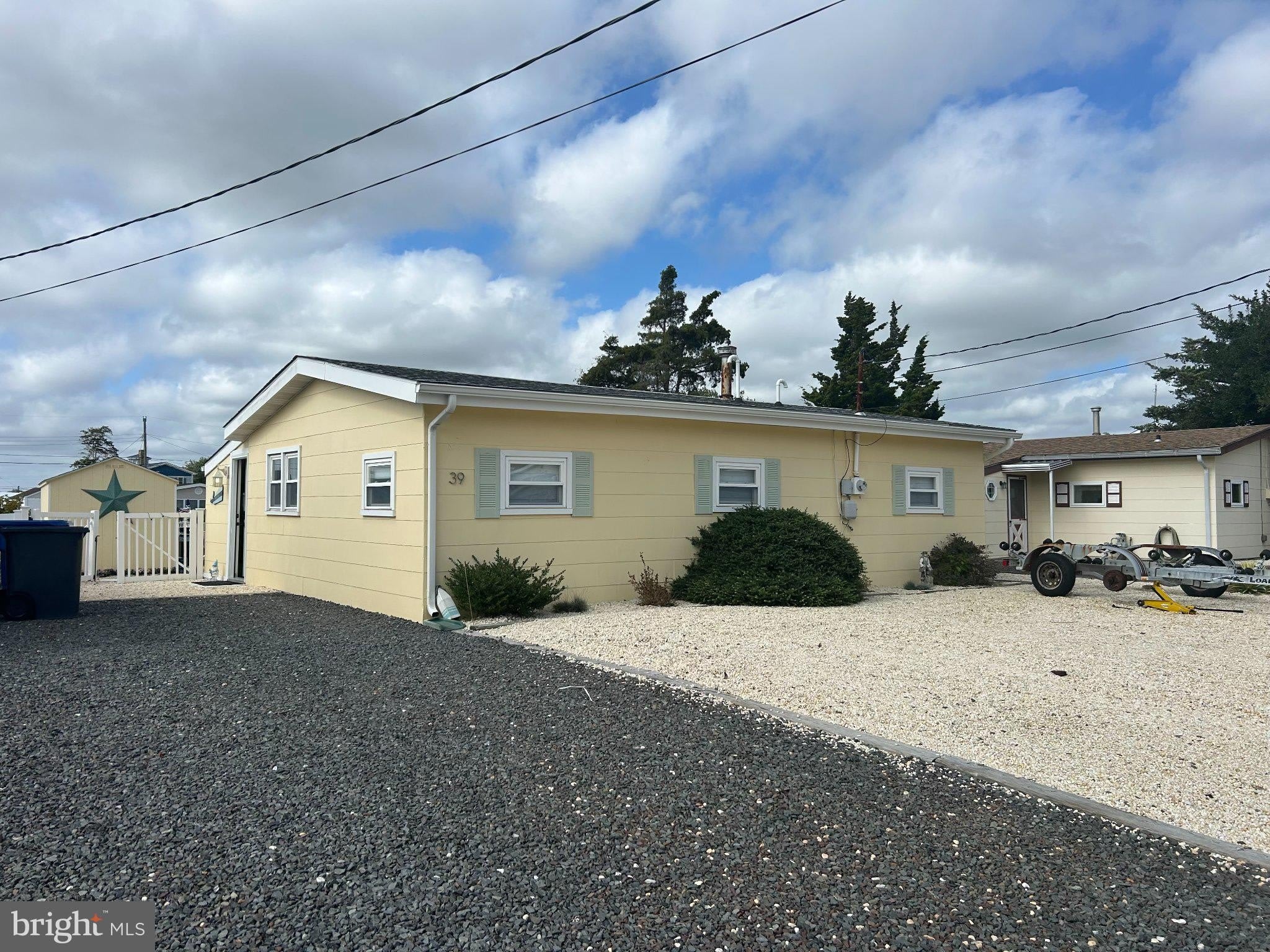 39 JETEEMALE Drive – photo 2