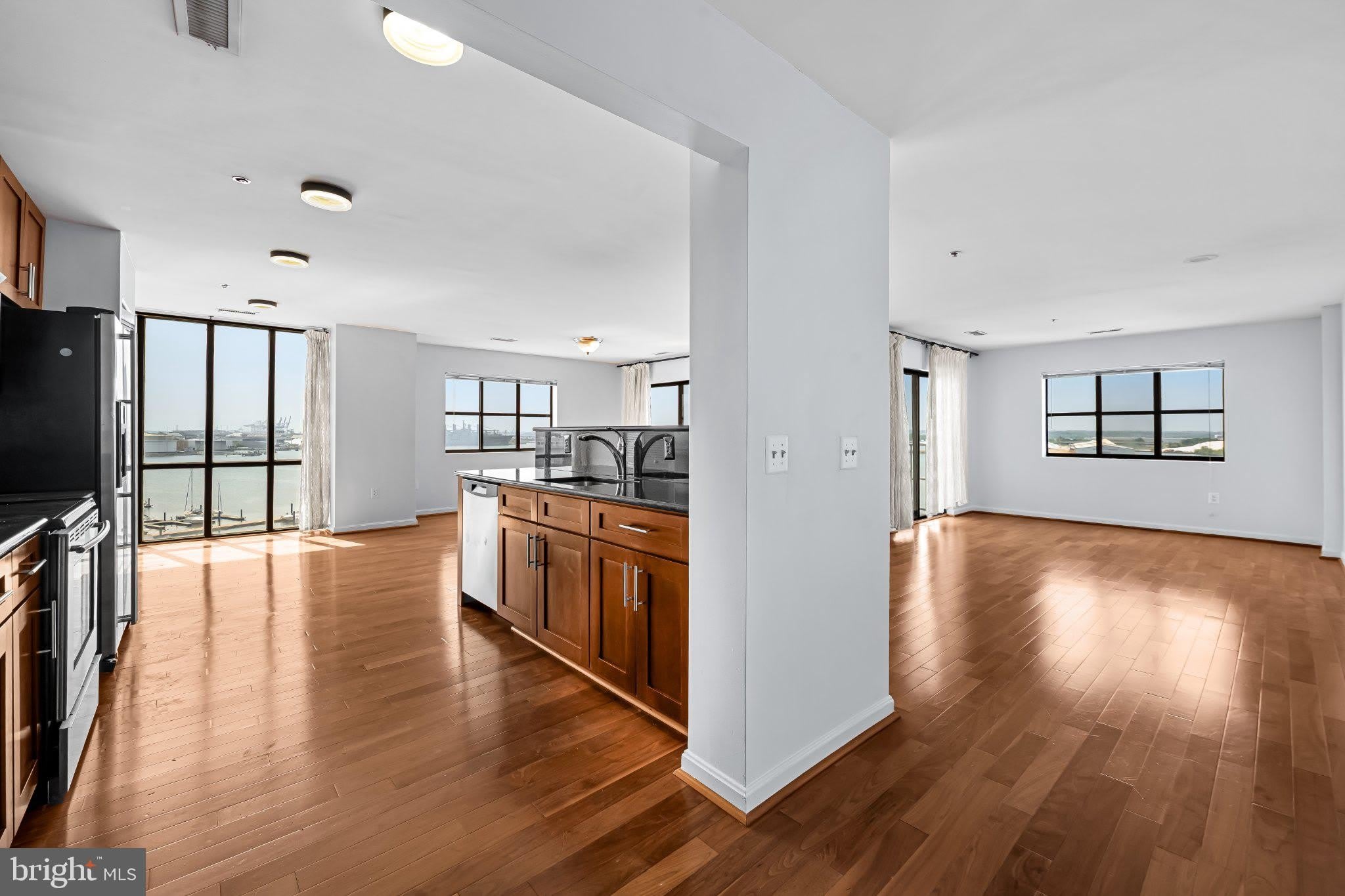 2702 LIGHTHOUSE POINT E – photo 5