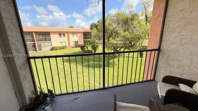231 Lakeview Dr – photo 4